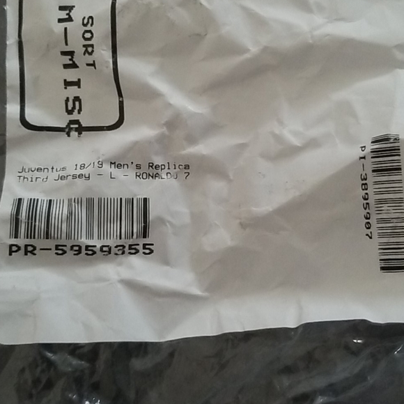 🌲Men's large juventus ronaldo jersey - Picture 7 of 8